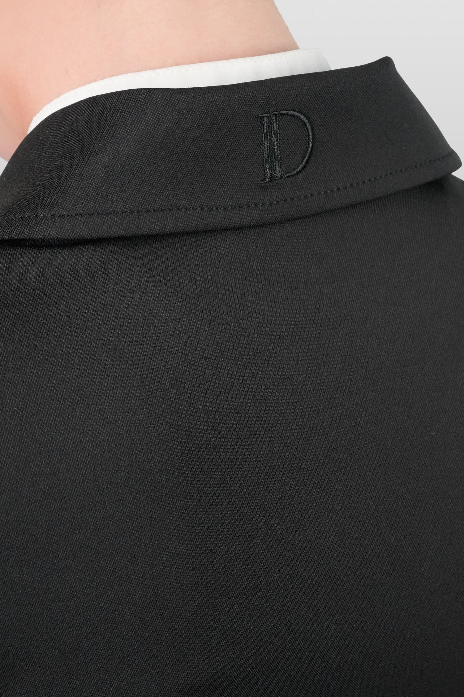 Colvados Show Coat - BLACK